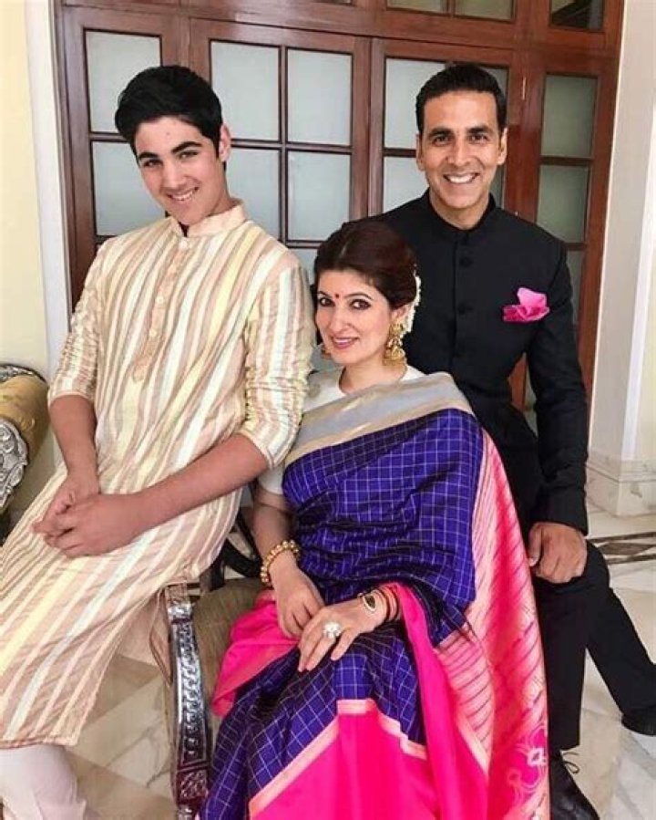 Akshay Kumar - Age, Family, Bio