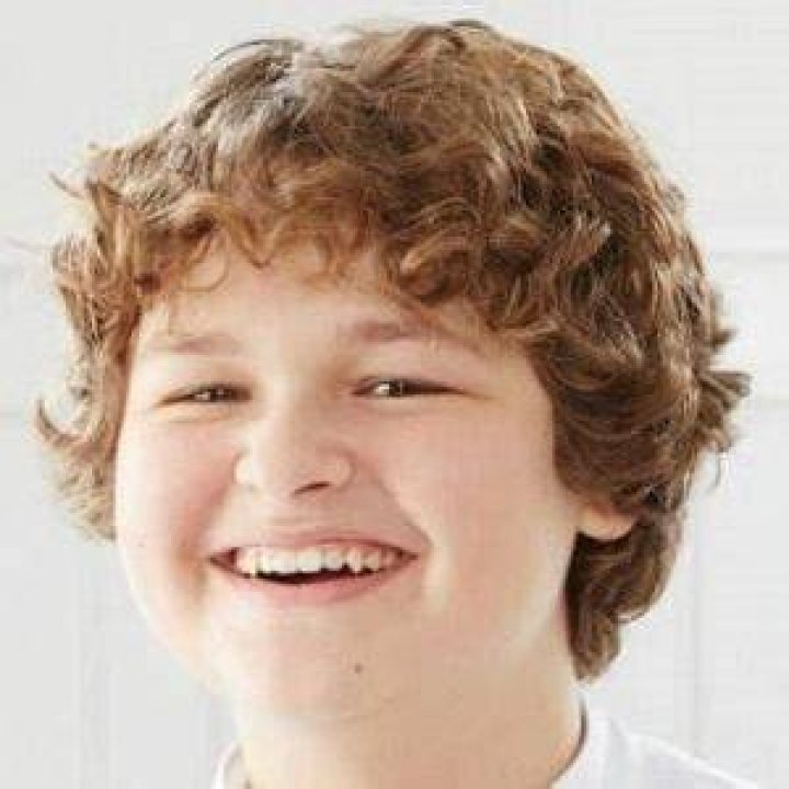 Alexander Weiss - Age, Family, Bio