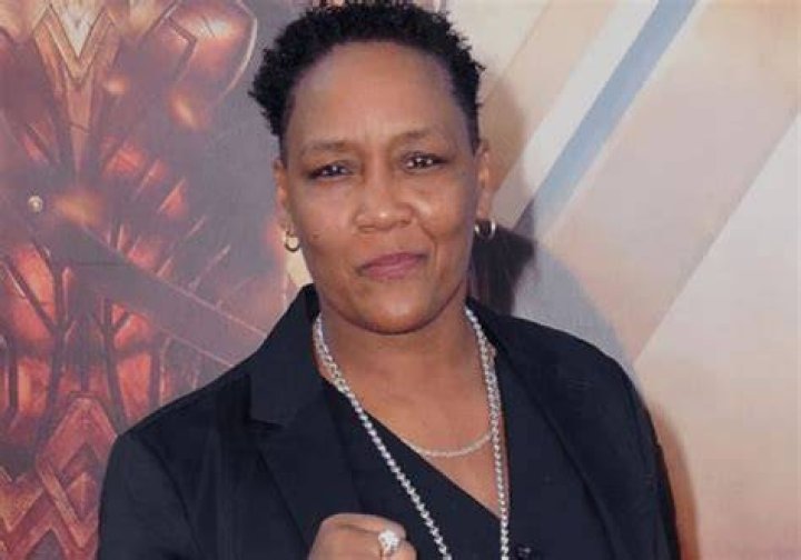 Ann Wolfe Bio (Wiki) 