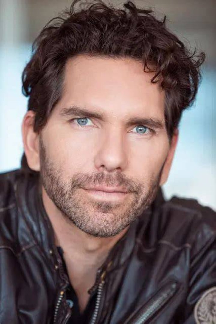Arap Bethke was born in Nairobi, Kenya.