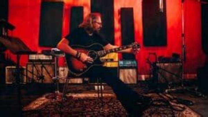Barry Gibb CAA studio