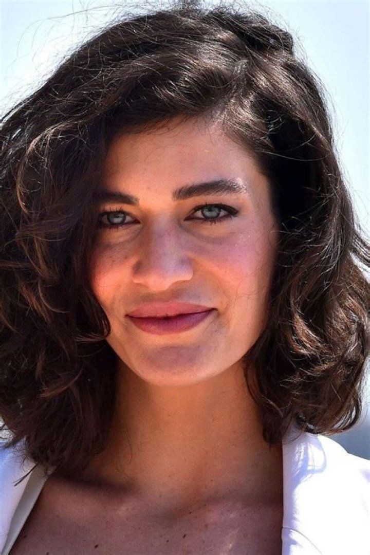 Berrak Tuzunatac Bio (Wiki) 