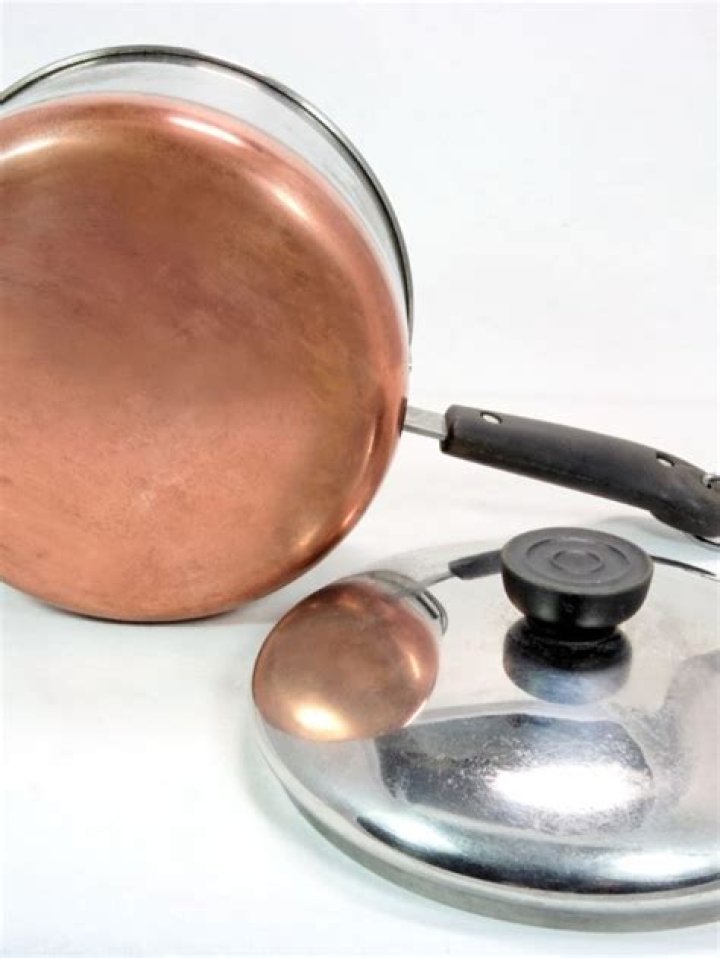 Can I put copper pan in oven?