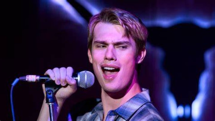 Can Nicholas Galitzine Sing?