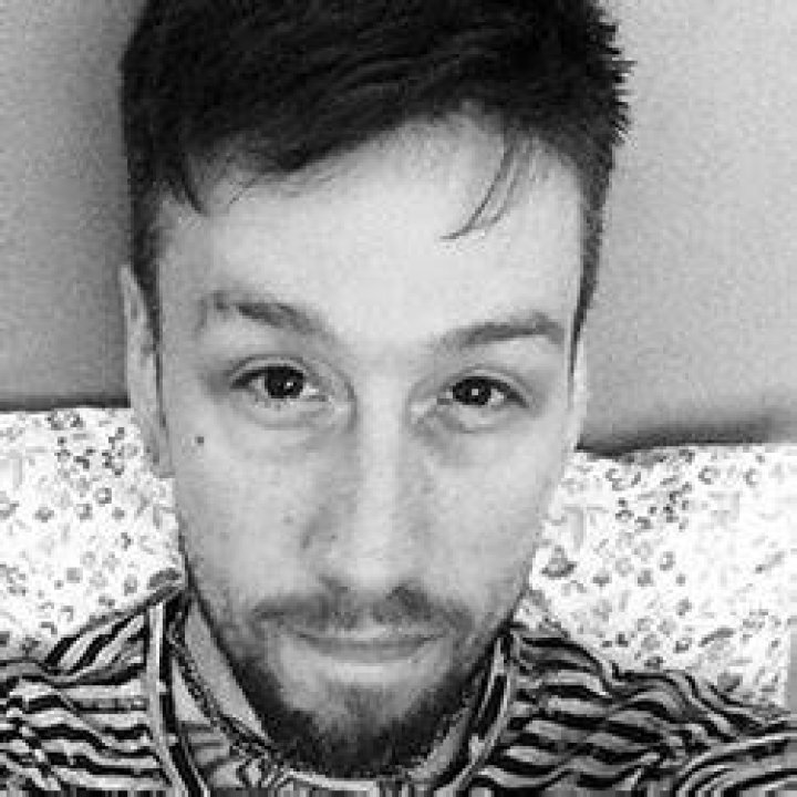 Chris Bluser - Age, Family, Bio