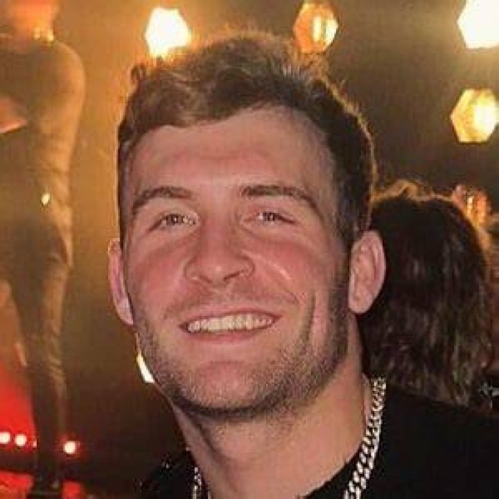 Chris Thomas - Age, Family, Bio
