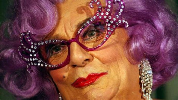 Comedian Behind Dame Edna, Barry Humphries Dies At 89 Comedian Behind Dame Edna, Barry Humphries Dies At 89