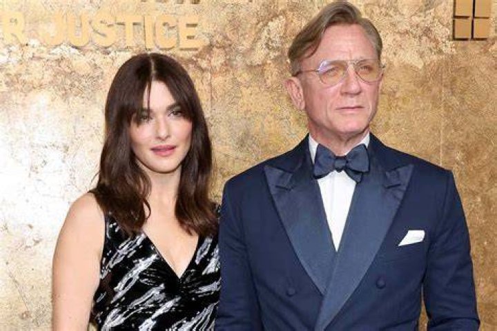 Daniel Craig married Rachel Weisz after separation with Fiona Loudon.