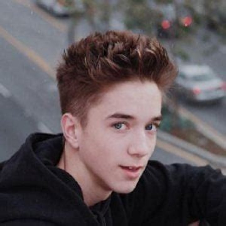 Daniel Seavey - Age, Family, Bio