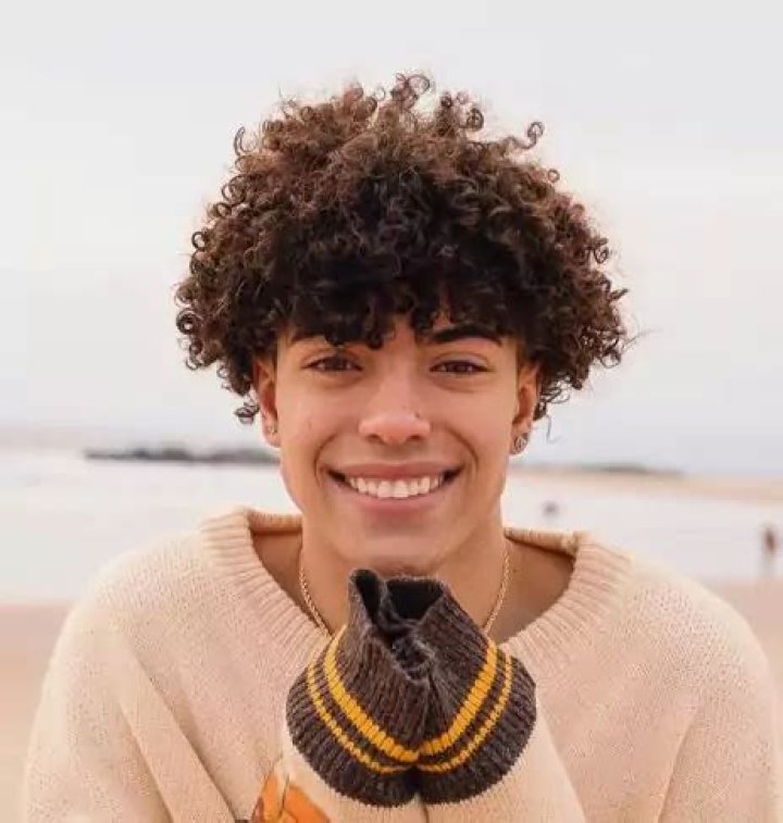 Derek Trendz Bio (Wiki) 