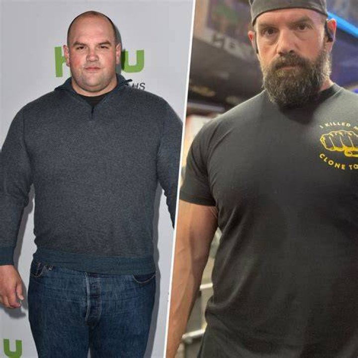 See How Ethan Suplee Looks Today – an incredible weight loss transformation Ethan Suplee is best known for his role in My Name Is Earl