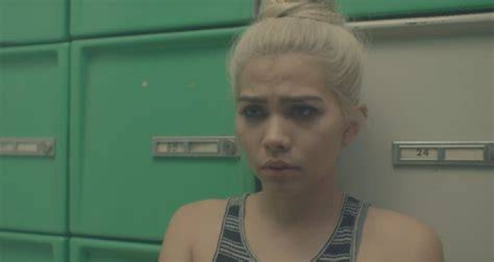 Hayley Kiyoko Gets Emotional Remembering Girlfriend Becca Tilley’s Coming Out Process! Hayley Kiyoko Gets Emotional Remembering Girlfriend Becca Tilley’s Coming Out Process!