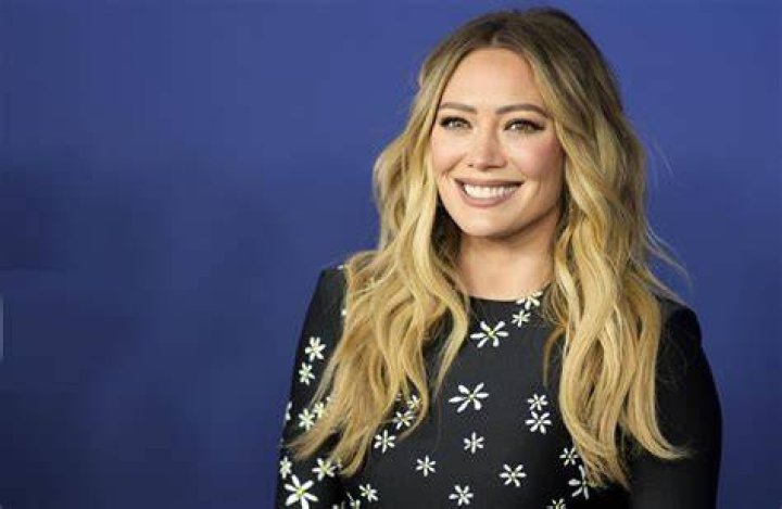 Hilary Duff Bio (Wiki) 