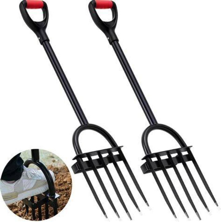 How many tines does a pitchfork have?