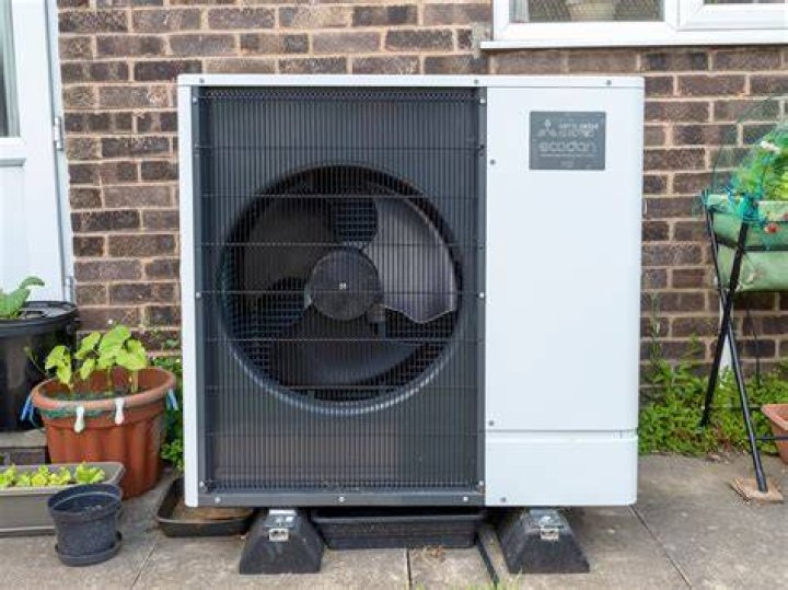 How much does a Mitsubishi heat pump cost?