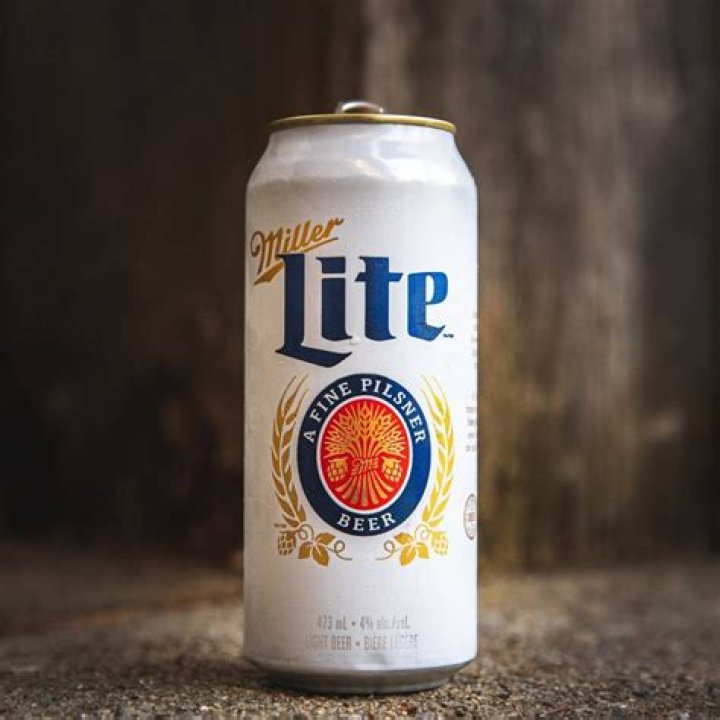 Is there sugar in Miller Light beer?