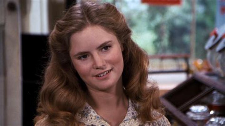 Jennifer Jason Leigh Highlights