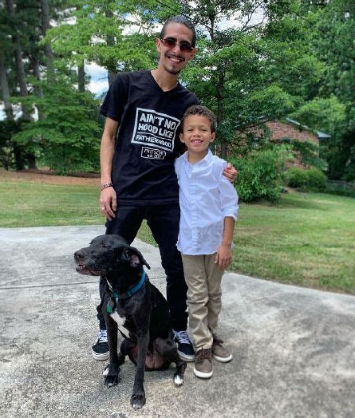 Jonathan Fritschi Travel Different New Places with His Son.