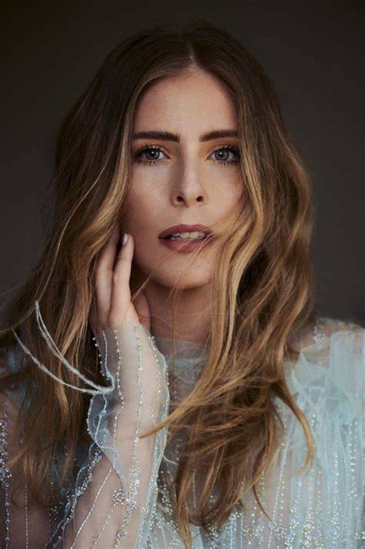 Jordan Claire Robbins Bio (Wiki) 