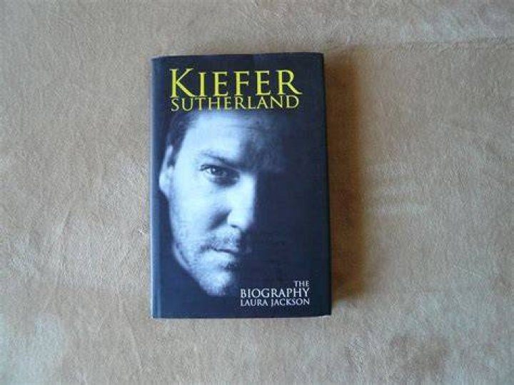 Kiefer Sutherland Bio (Wiki) 