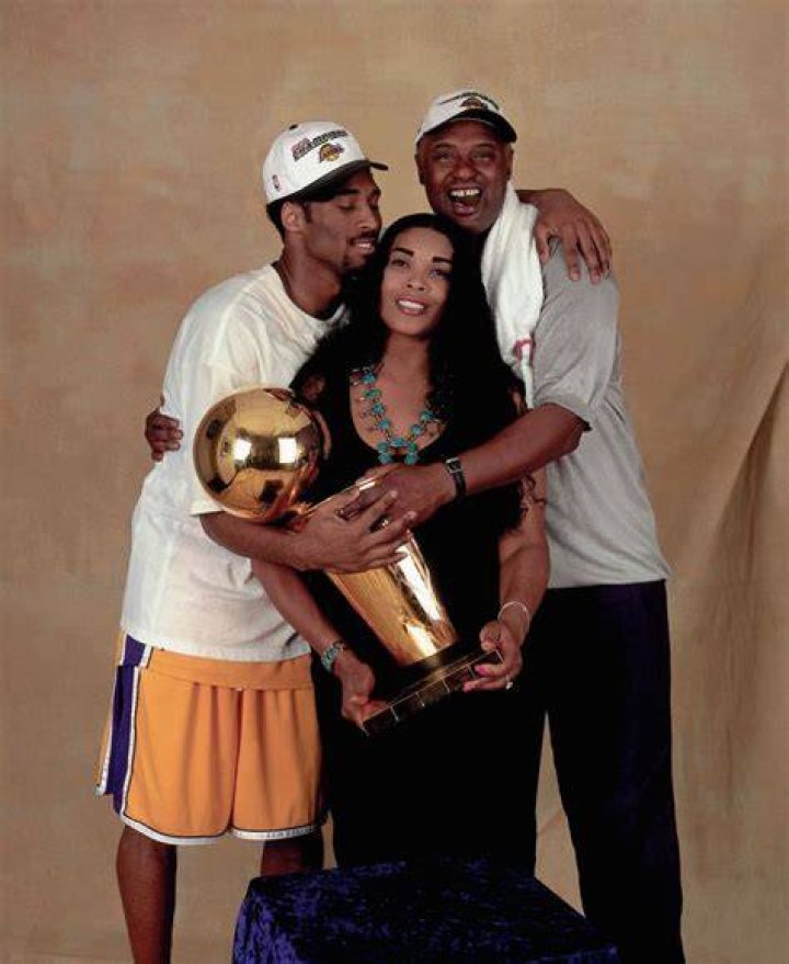 Kobe with His Parents
