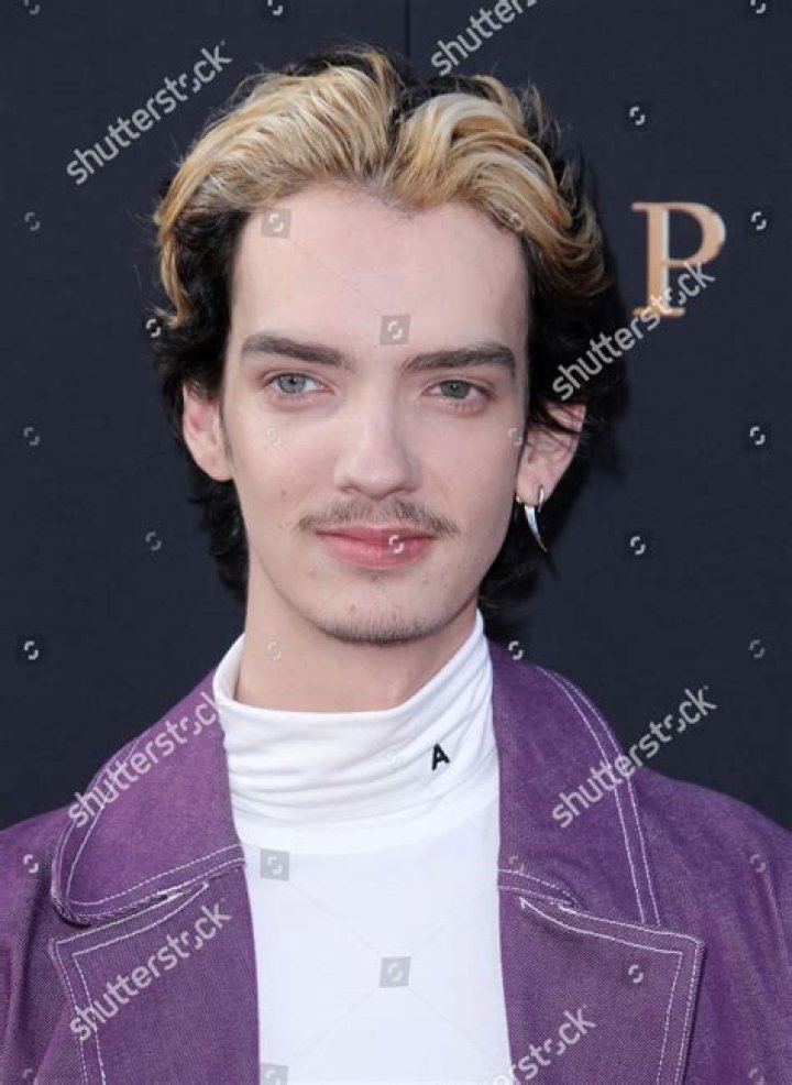 Kodi Smit-McPhee Kodi Smit-McPhee