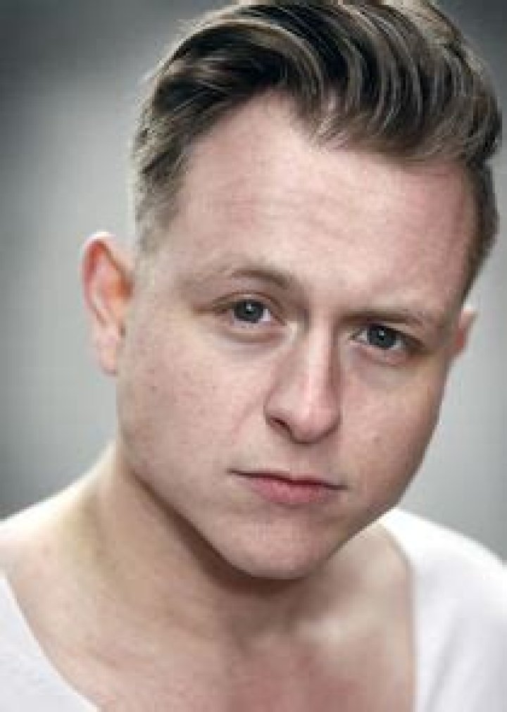 Lee Otway Bio (Wiki) 