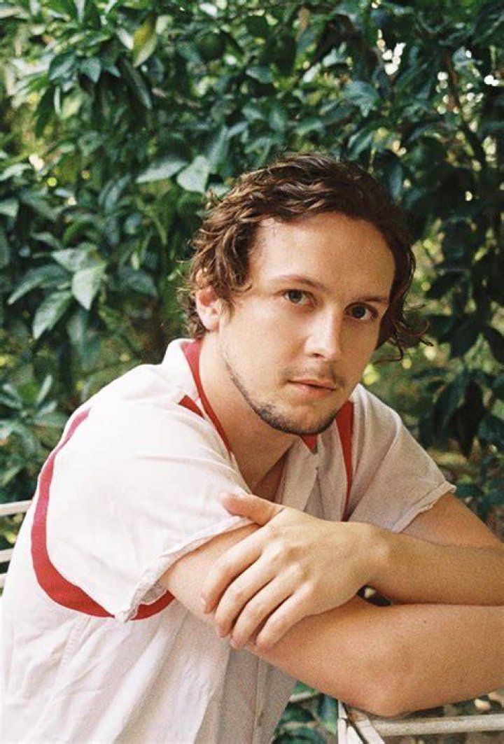 Logan Miller's pet No Pets (Logan Miller)
