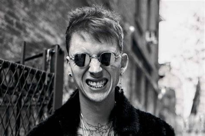 Machine Gun Kelly Celebrates His 33rd Birthday Without Megan Fox by His Side! Machine Gun Kelly