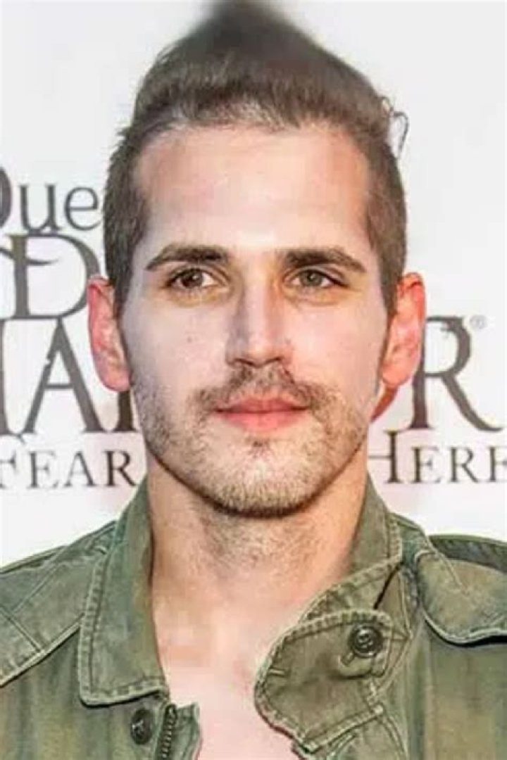 Mikey Way Bio (Wiki) 