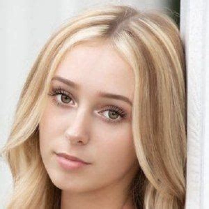 Peyton Miles - Age, Family, Bio