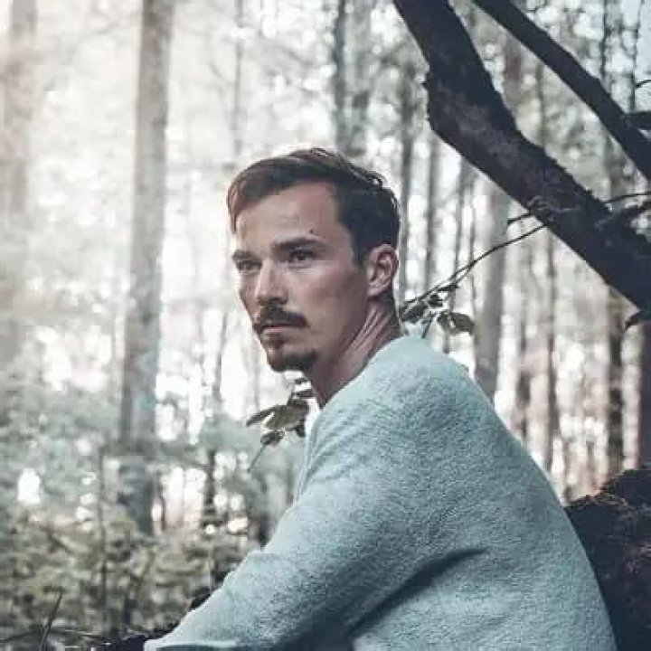 Rollo Weeks - Age, Family, Bio
