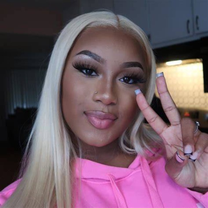 Semaj Lesley Bio (Wiki) 