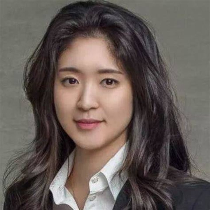 Suh Min-Jung