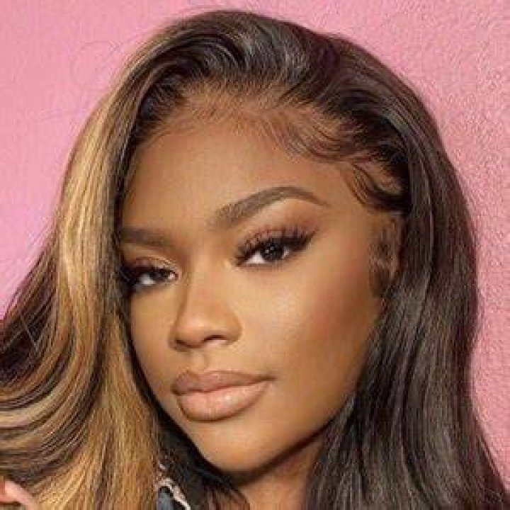 Summerella Bio (Wiki) 
