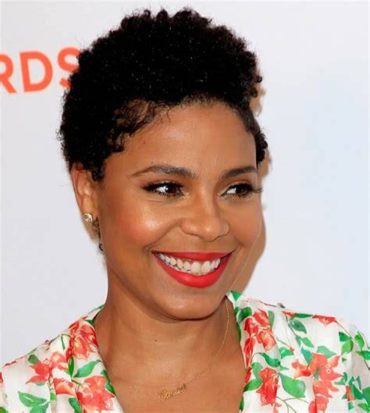 The 30 aged American actress, model, is living a single life at the moment.