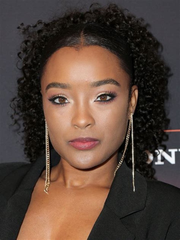The actress LaToya Tonodeo has an estimated net worth of around $200 thousand.