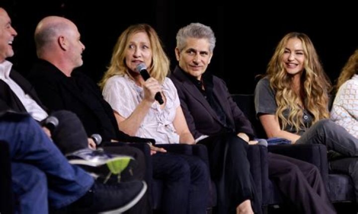 The Arrangement - Cast, Ages, Trivia