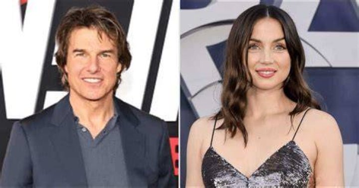 Tom Cruise sparked dating rumors with Shakira.