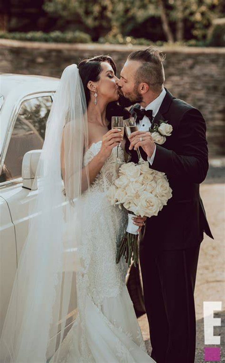 Wedding Bells! Derrick Kosinski is Married to Nicole Gruman Wedding Bells! Derrick Kosinski is Married to Nicole Gruman