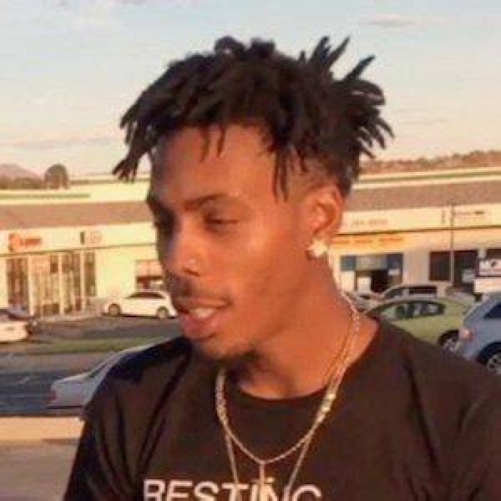 Yung Poppy Bio (Wiki) 